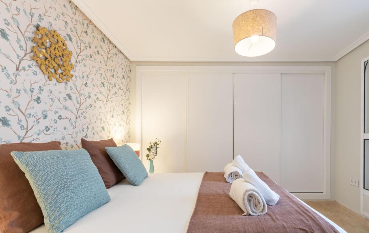 San Jacinto Triana Deluxe By Valcambre Apartment Seville Luaran gambar