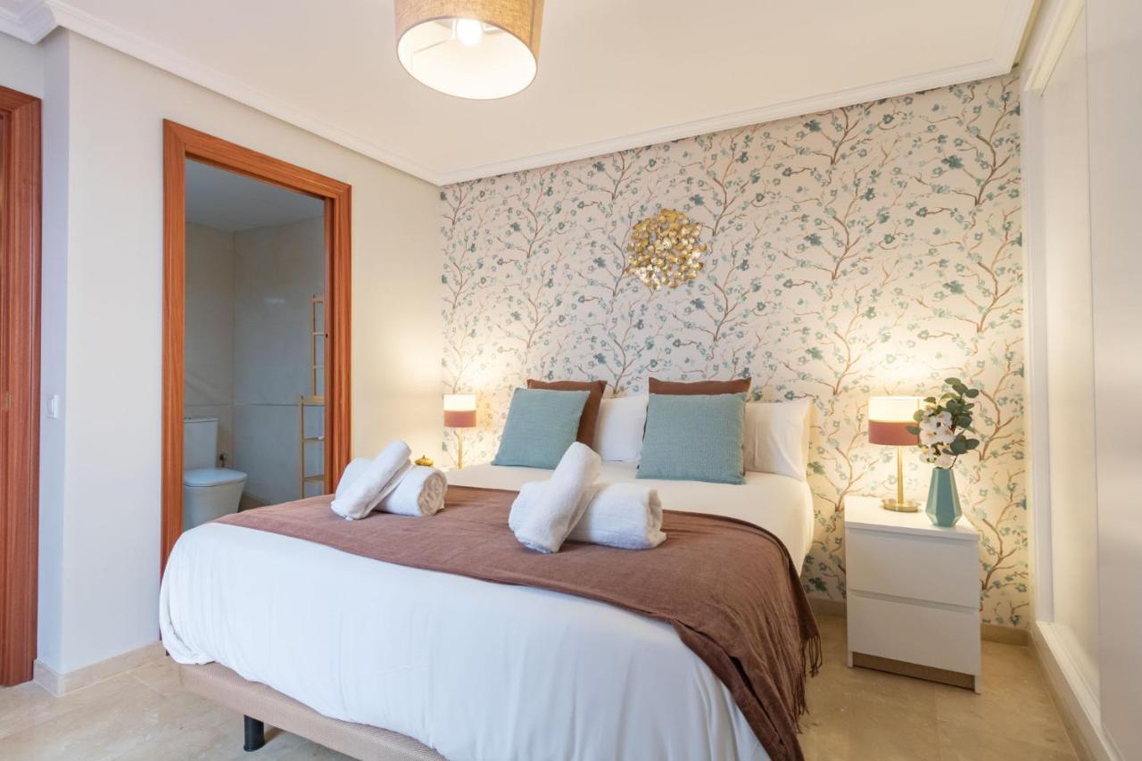 San Jacinto Triana Deluxe By Valcambre Apartment Seville Luaran gambar