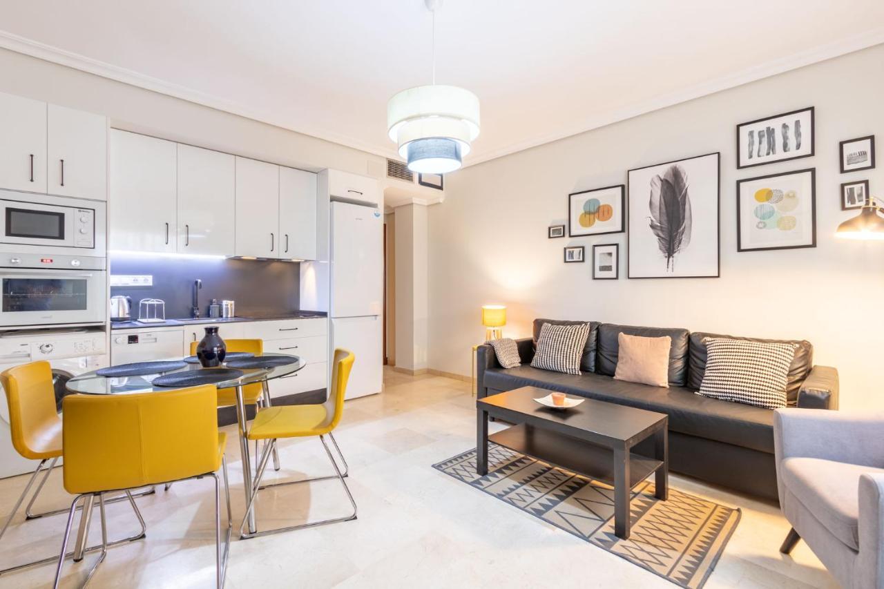 San Jacinto Triana Deluxe By Valcambre Apartment Seville Luaran gambar