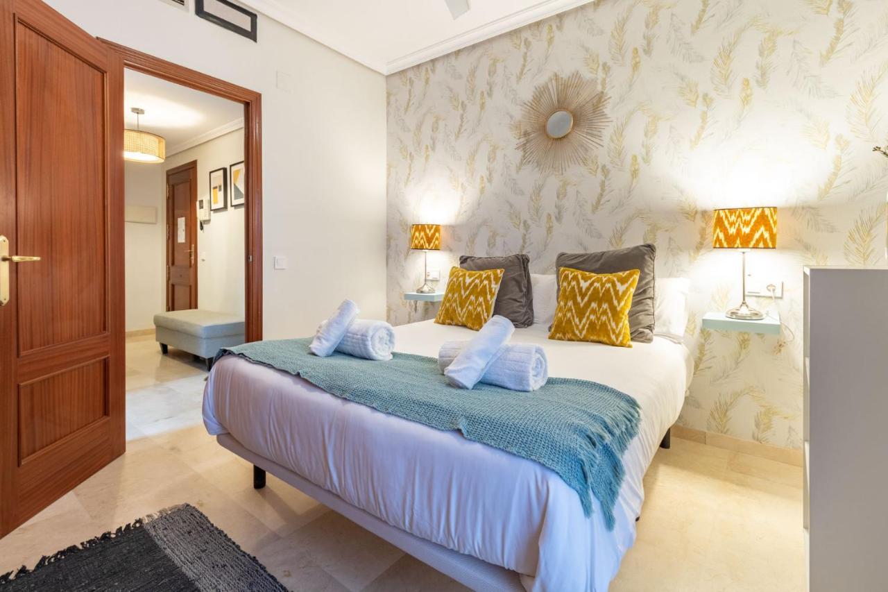 San Jacinto Triana Deluxe By Valcambre Apartment Seville Luaran gambar