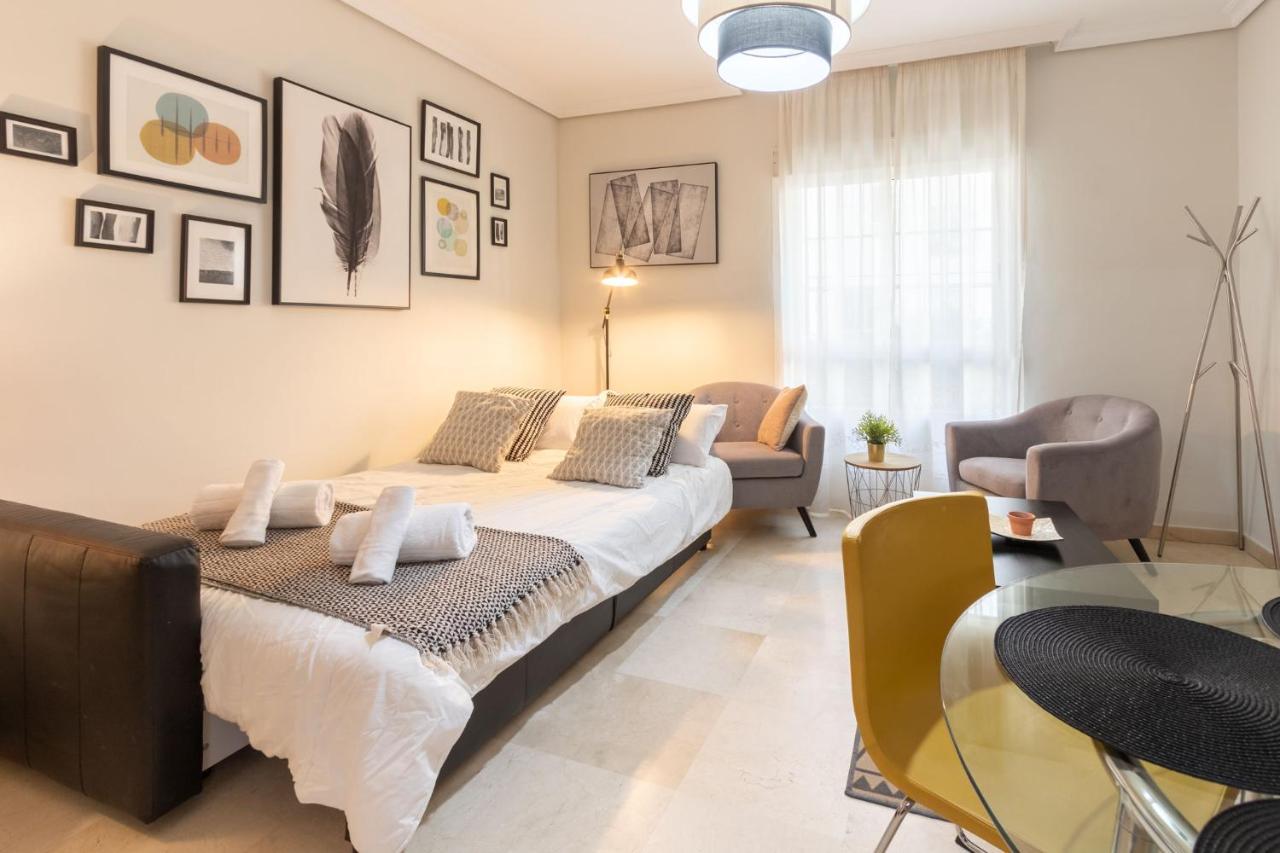 San Jacinto Triana Deluxe By Valcambre Apartment Seville Luaran gambar